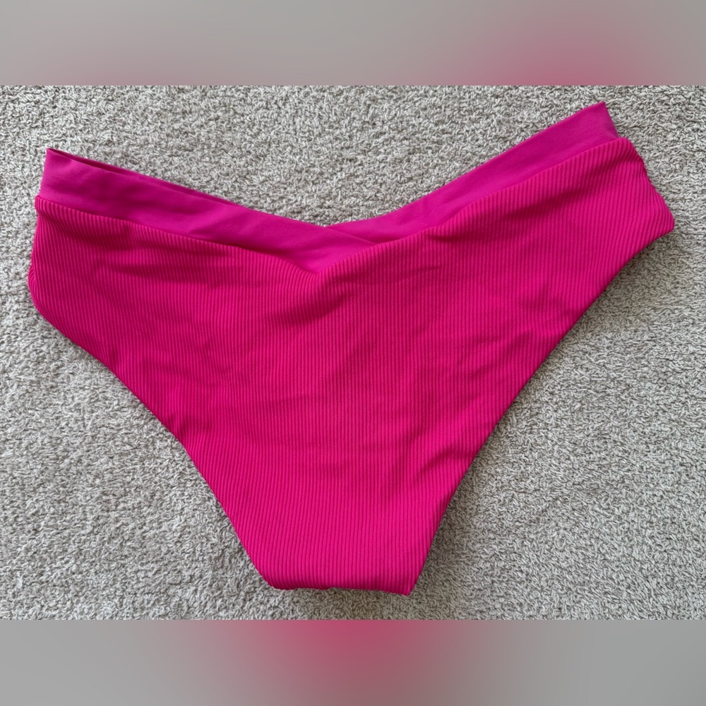 NEW - L*Space Ribbed PRATT Bikini Bottom - BOUGAINVILLEA - Picture 2 of 5